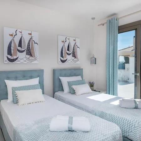 Zante Prime Heated Pool Levanta Gaitani