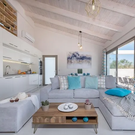 Vila Zante Prime Heated Pool Levanta *
