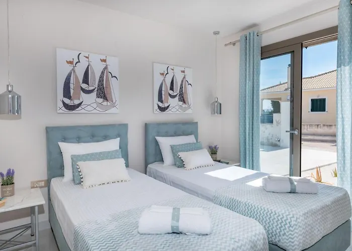Zante Prime Heated Pool Levanta Gaitani